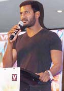 Aambala : Vishal Meet the Press @ Cochin 