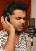 STR sings ‘KUTHU SONG MA NEE’  for Thaman